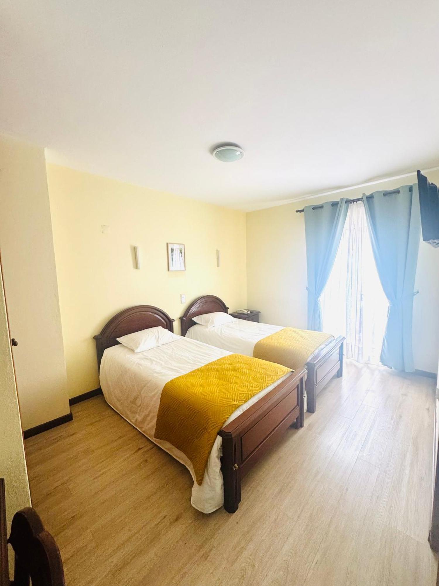 Maison d'hôtes Residencial Santo Antonio Santa Cruz (Madeira)